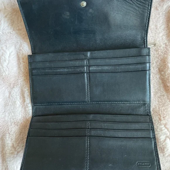 Coach Wallet - Picture 4 of 7